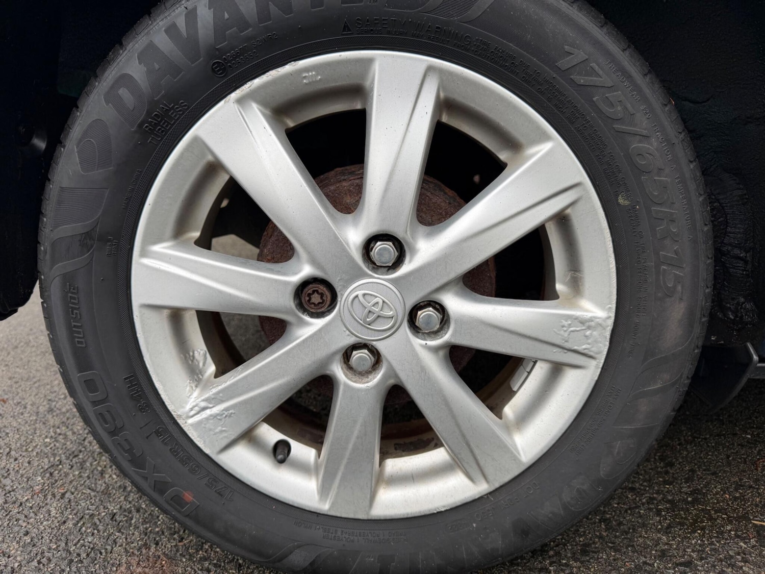 Used Toyota Yaris 2012 for sale - 77215689: Photo 50