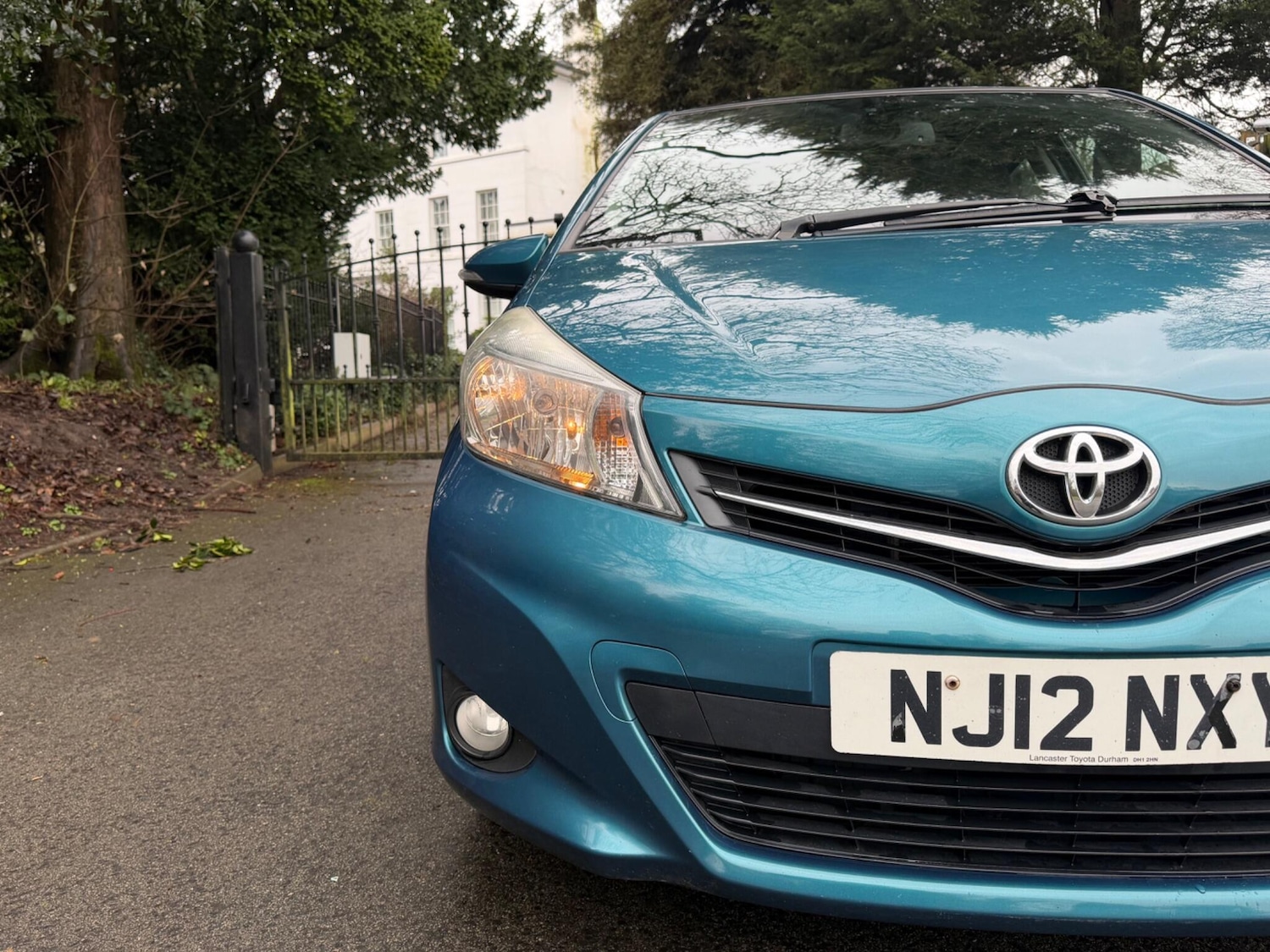 Used Toyota Yaris 2012 for sale - 77215689: Photo 9