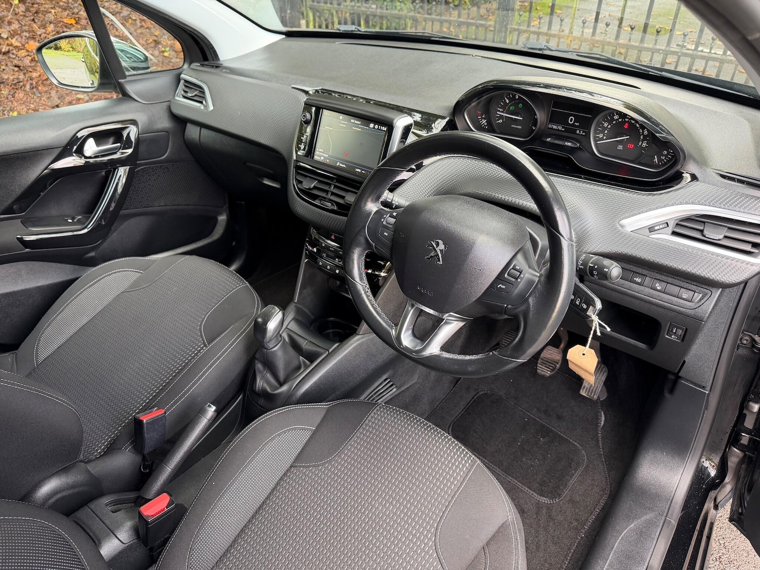 Used Peugeot 208 2018 for sale - 76591965: Photo 11