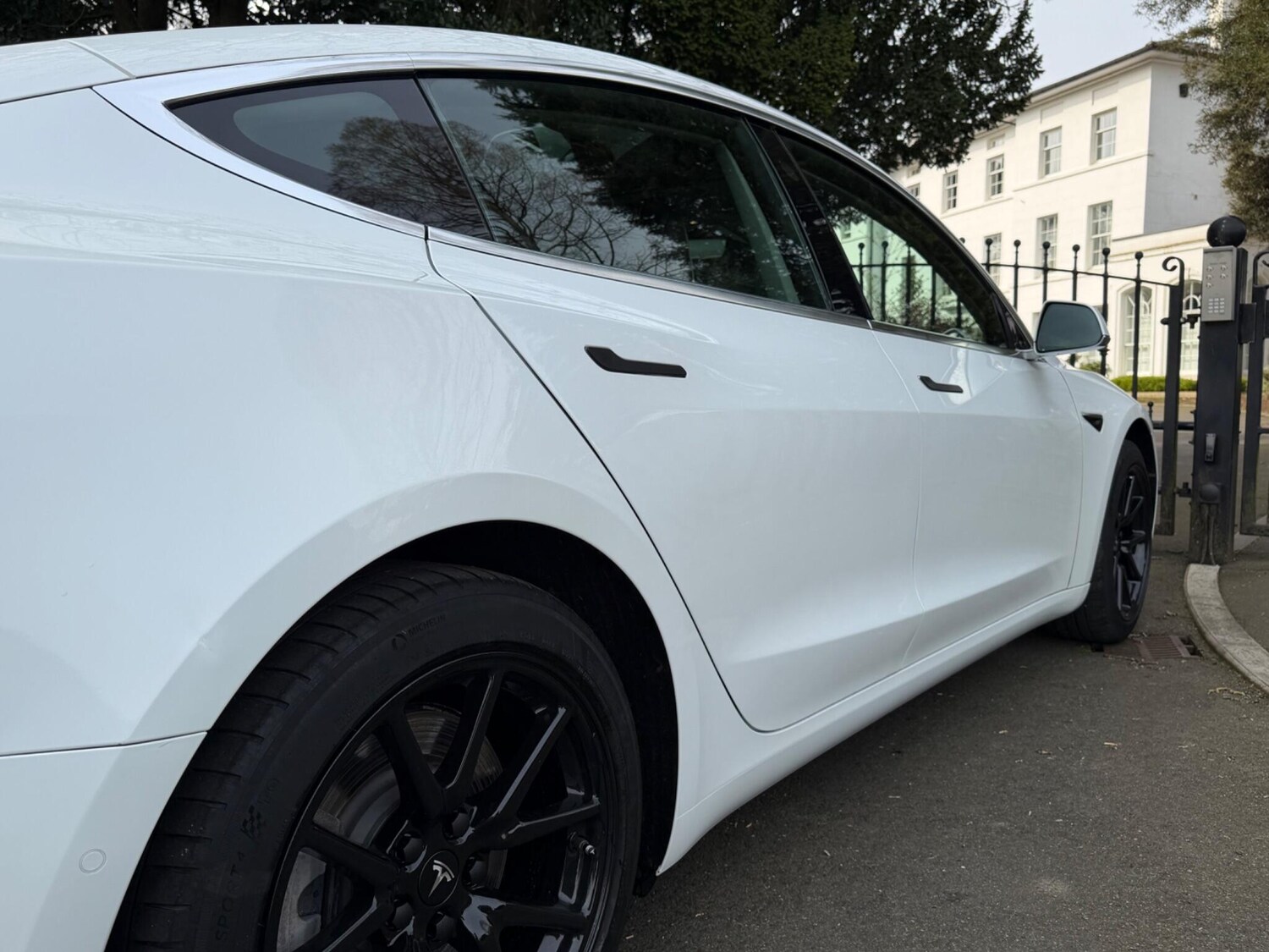 Used Tesla Model 3 2020 for sale - 77162985: Photo 40