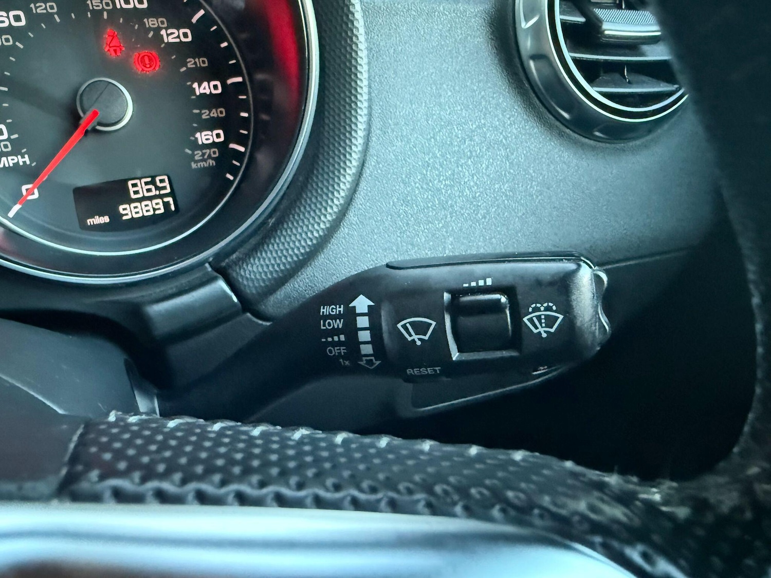 Used Audi TT 2013 for sale - 76072461: Photo 28