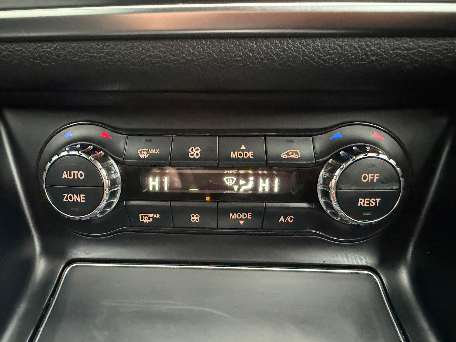 Used Mercedes-Benz CLA 2016 for sale - 77143539: Photo 38