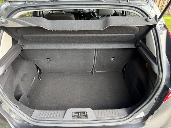 Used Ford Fiesta 2016 for sale - 76094308: Photo 17