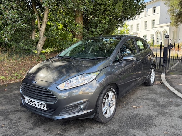Used Ford Fiesta 2016 for sale - 76094308: Photo 1