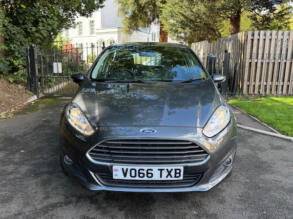 Used Ford Fiesta 2016 for sale - 76094308: Photo 2