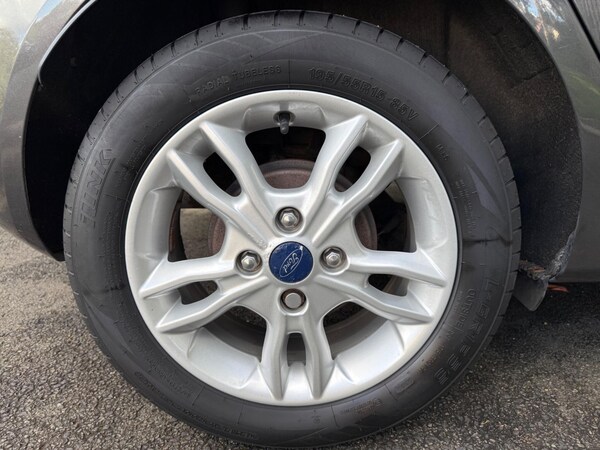 Used Ford Fiesta 2016 for sale - 76094308: Photo 38