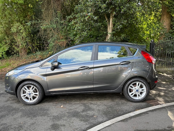 Used Ford Fiesta 2016 for sale - 76094308: Photo 4