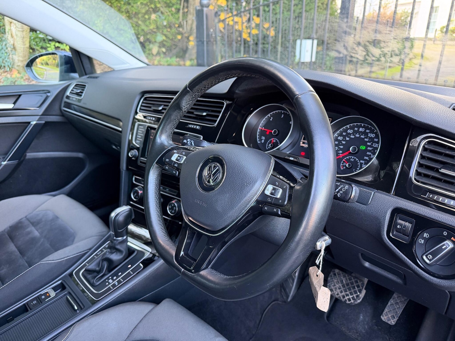 Used Volkswagen Golf 2014 for sale - 76824014: Photo 30