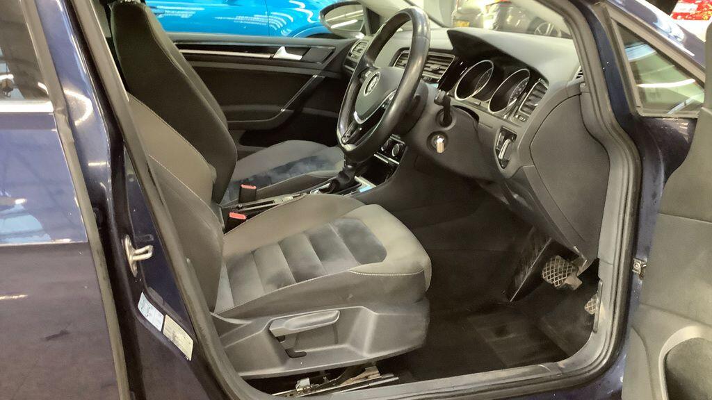 Used Volkswagen Golf 2014 for sale - 76824014: Photo 7