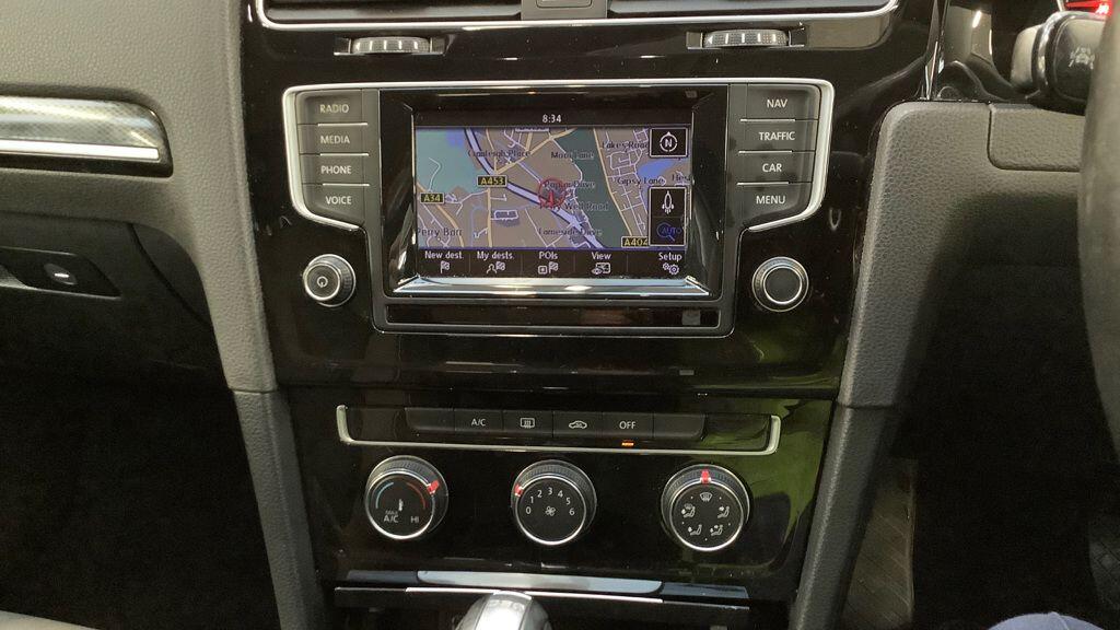 Used Volkswagen Golf 2014 for sale - 76824014: Photo 9