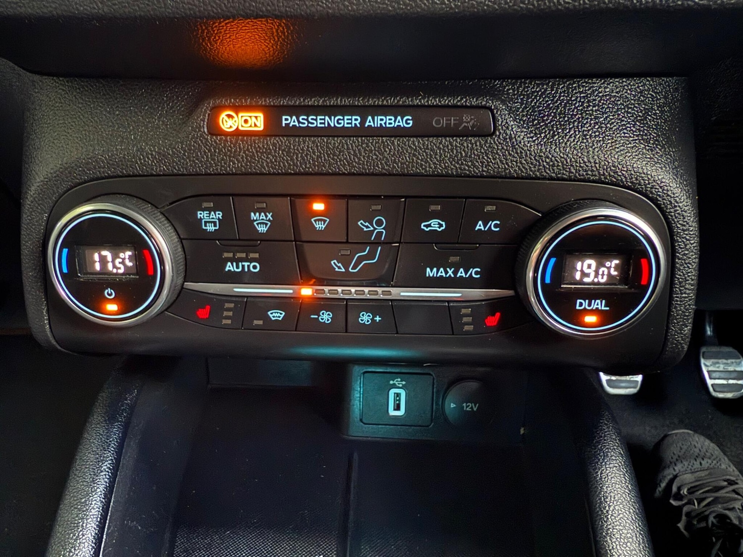 Vehicle 28
