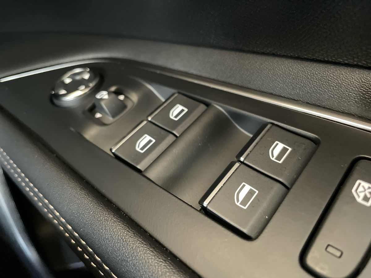 Used Peugeot 3008 2023 for sale - 76328386: Photo 24