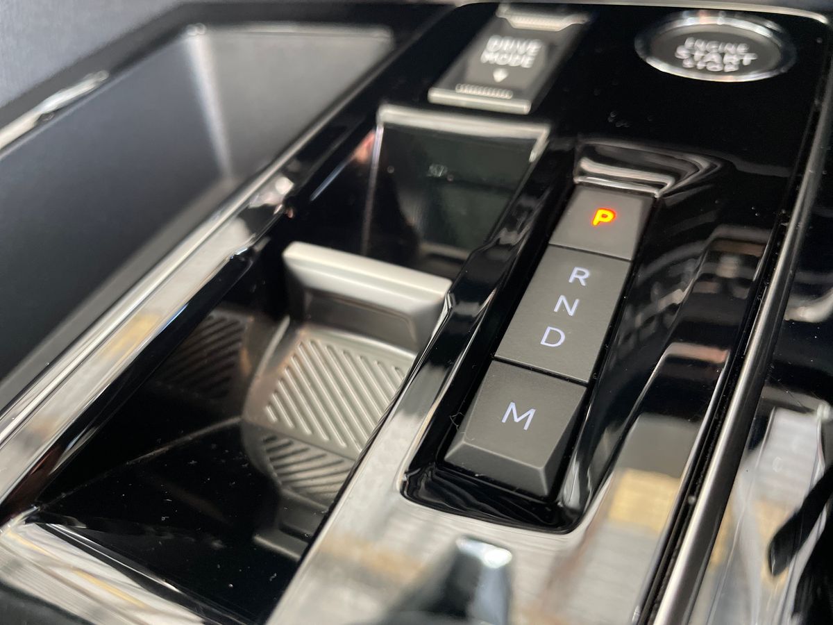 Used Peugeot 3008 2023 for sale - 76328386: Photo 27