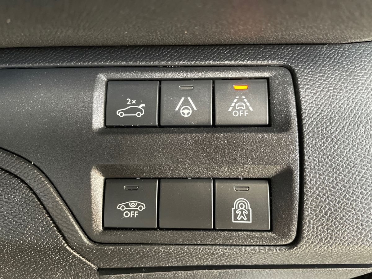 Used Peugeot 3008 2023 for sale - 76328386: Photo 43