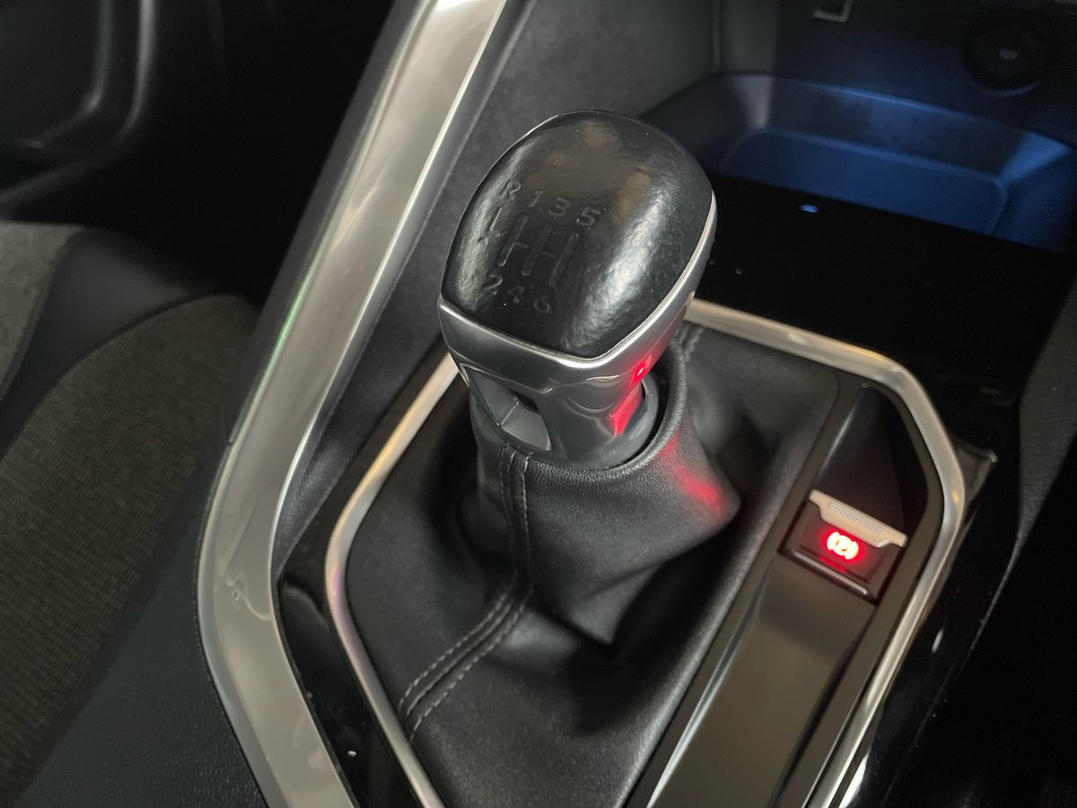 Used Peugeot 3008 2018 for sale - 77388980: Photo 27