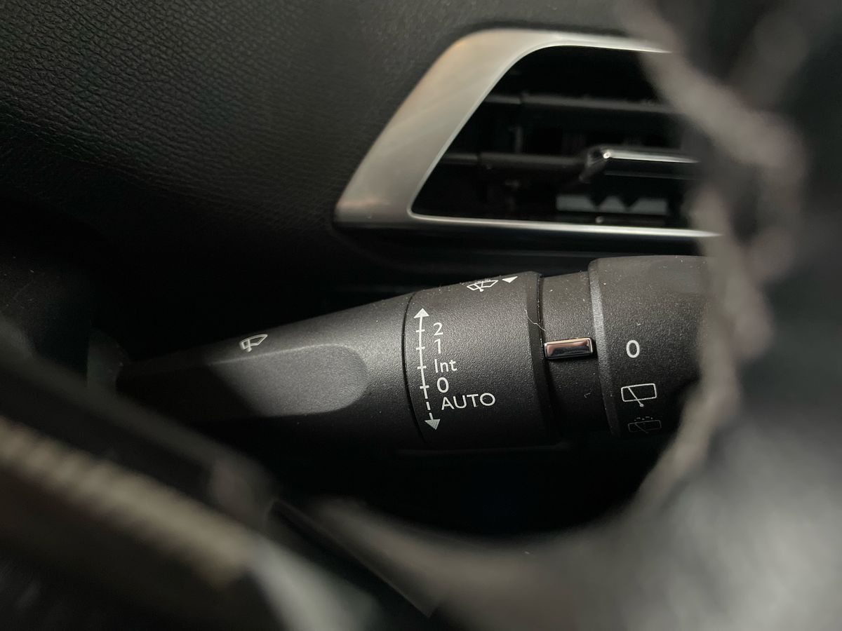 Used Peugeot 3008 2018 for sale - 77388980: Photo 38