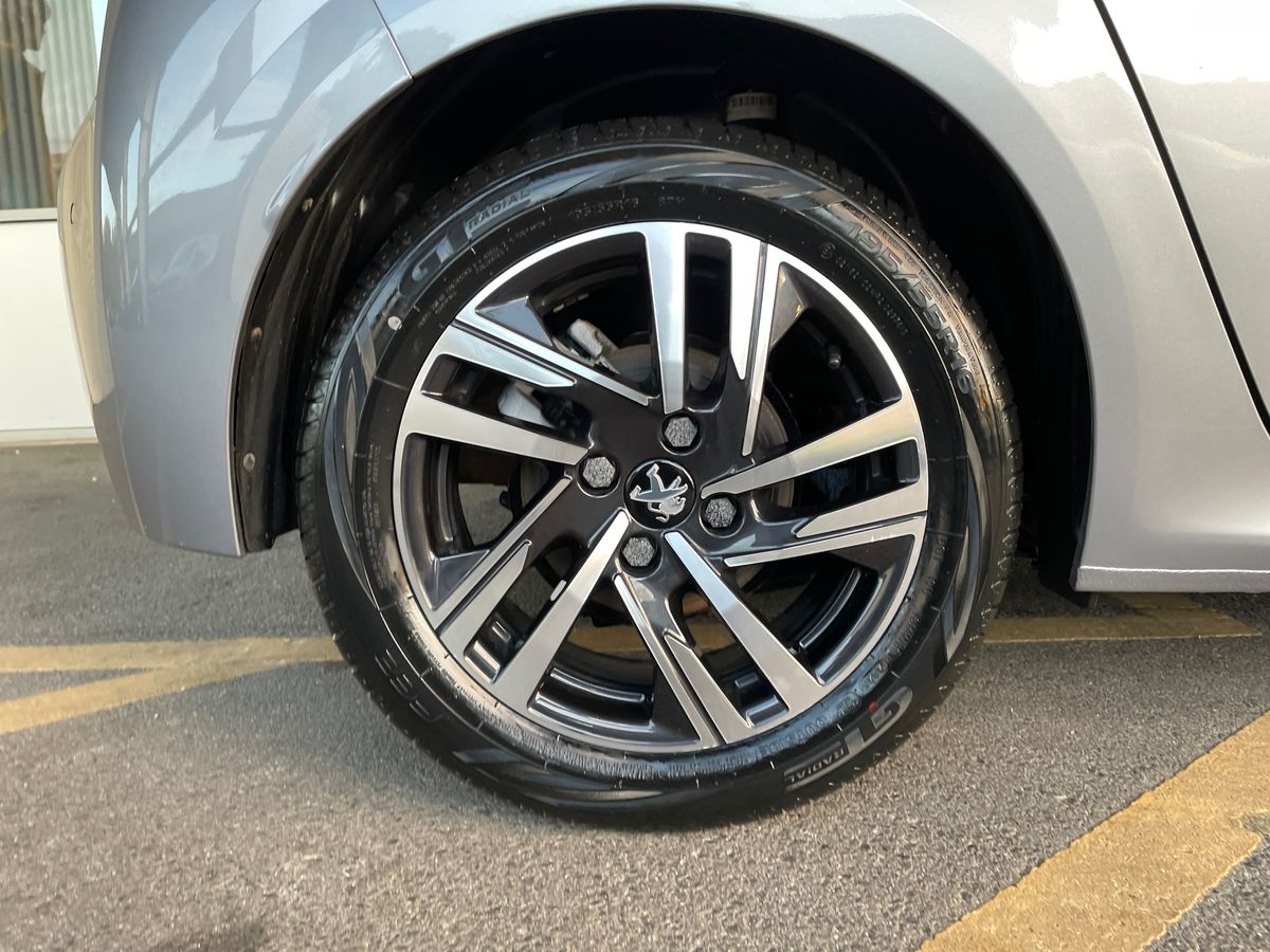 Used Peugeot 208 2022 for sale - 76410502: Photo 11