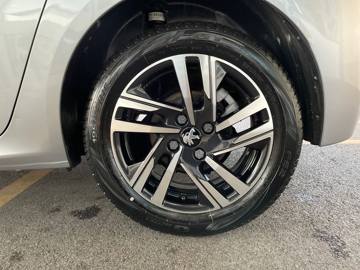 Used Peugeot 208 2022 for sale - 76410502: Photo 14