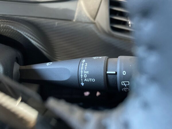 Used Peugeot 2008 2025 for sale - 76079087: Photo 38