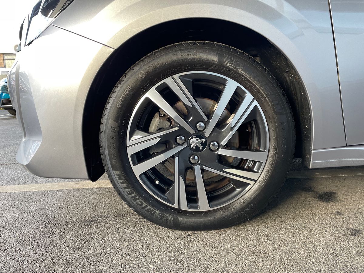 Used Peugeot 208 2021 for sale - 77134018: Photo 14