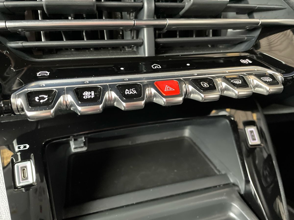 Used Peugeot 208 2025 for sale - 76870905: Photo 38