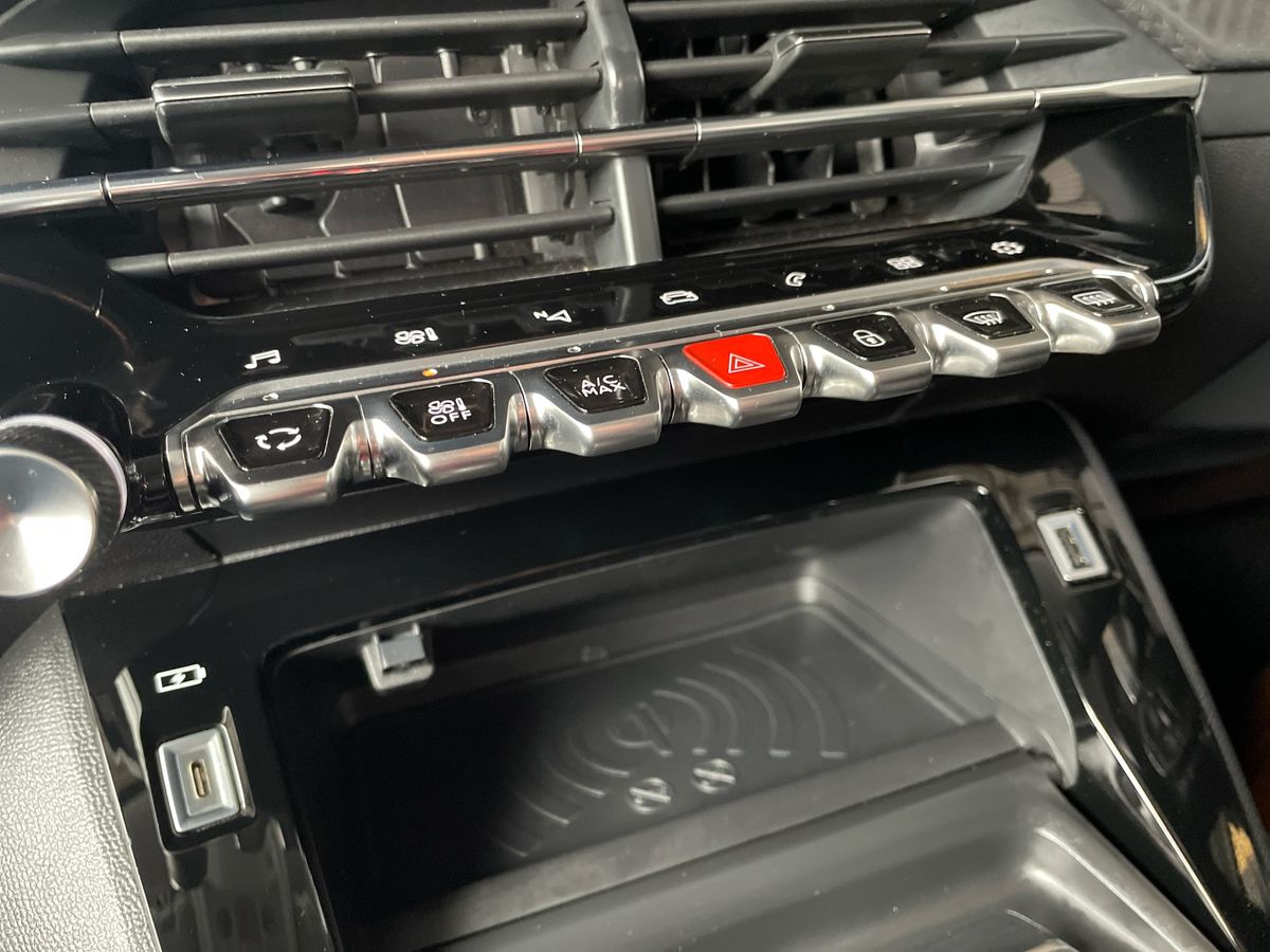 Used Peugeot 208 2020 for sale - 77640694: Photo 38