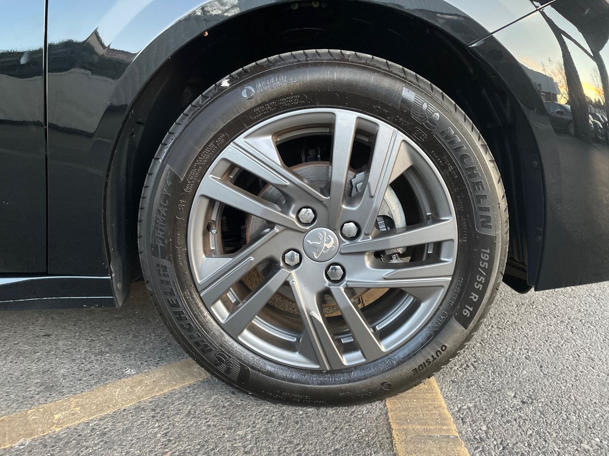 Used Peugeot 208 2022 for sale - 77640667: Photo 13