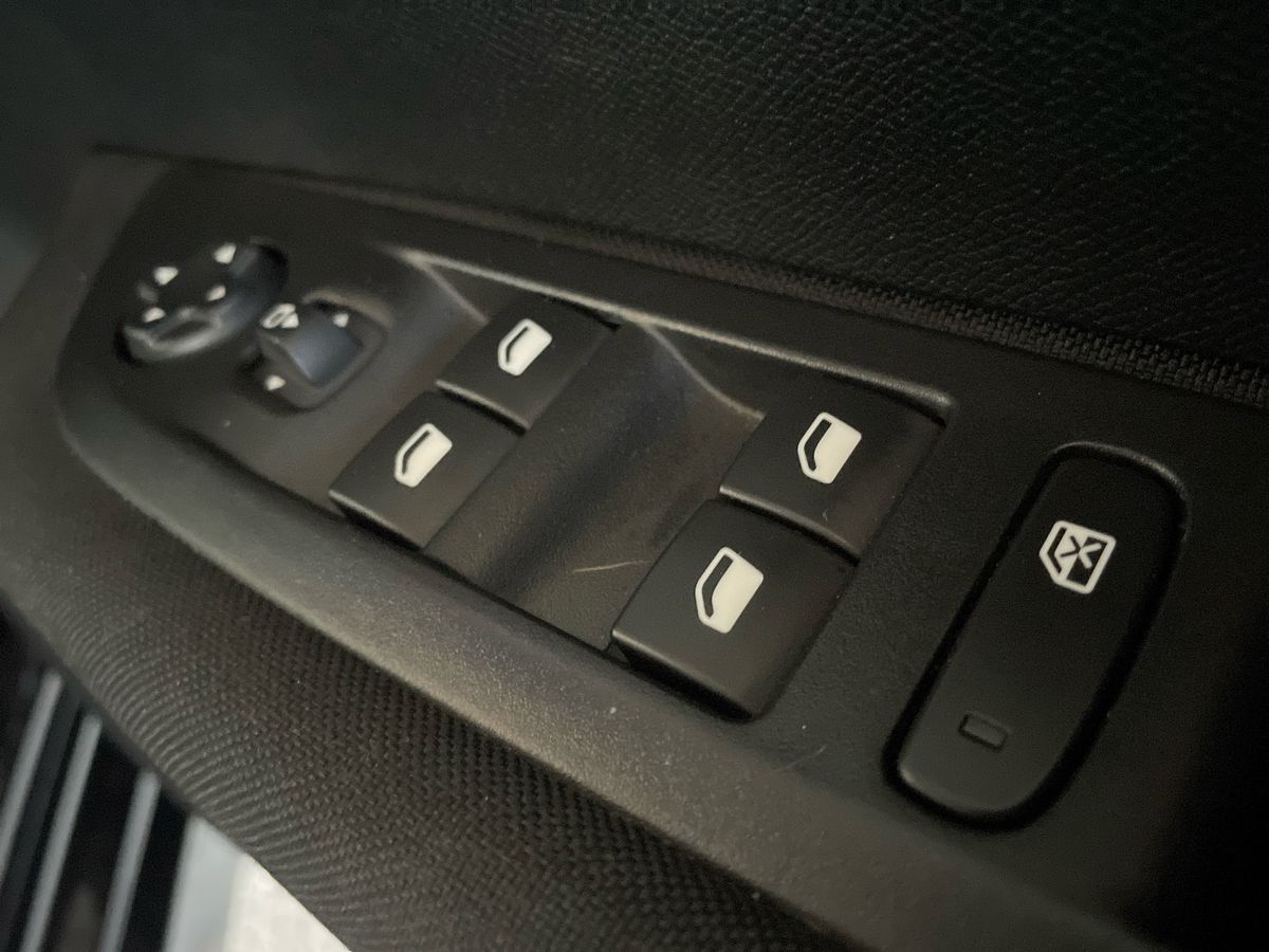 Used Peugeot 208 2022 for sale - 77640667: Photo 24