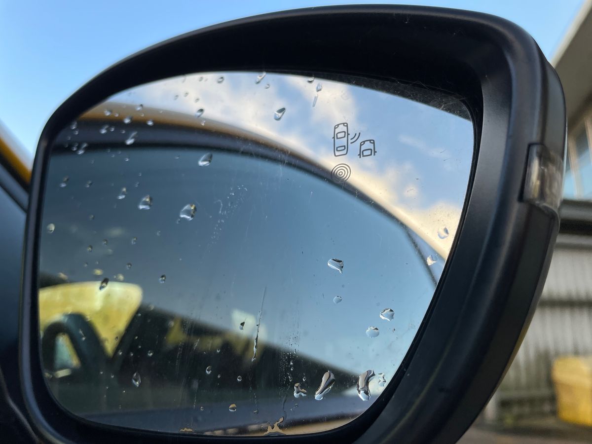 Used Peugeot 208 2022 for sale - 76873675: Photo 36