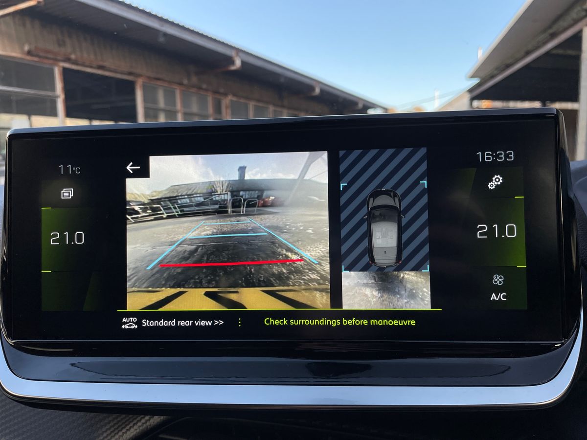 Used Peugeot 208 2022 for sale - 76873675: Photo 43