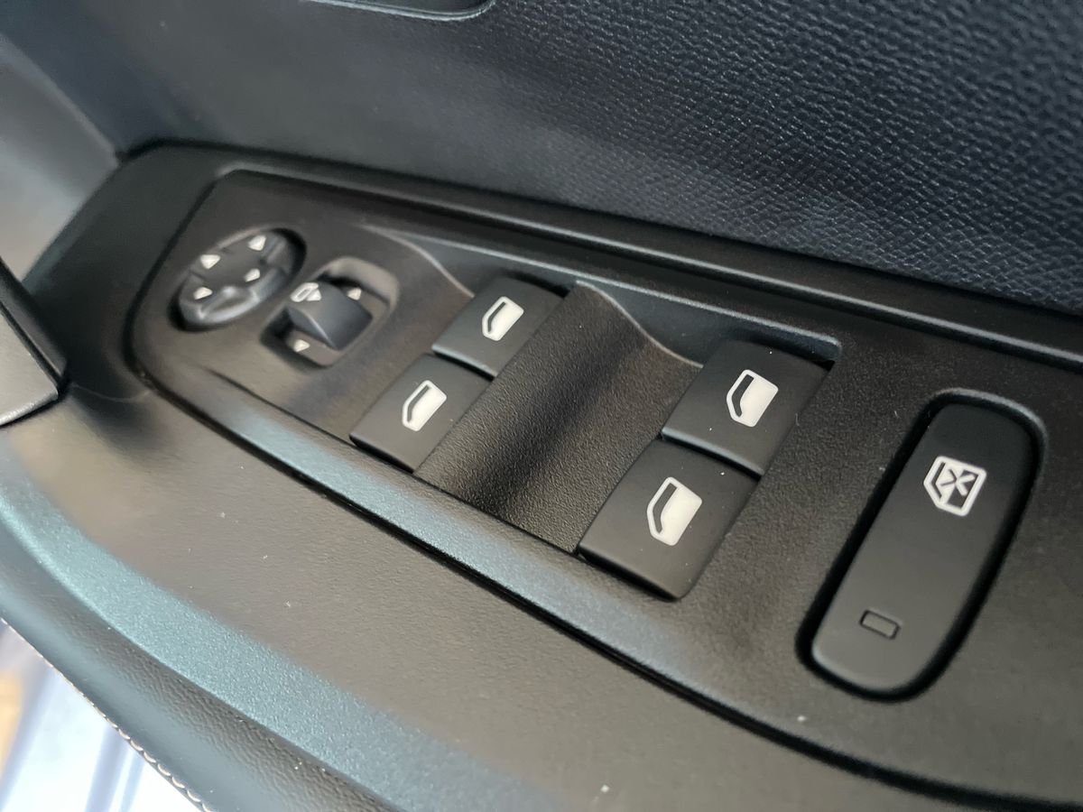 Used Peugeot 2008 2025 for sale - 76870618: Photo 24