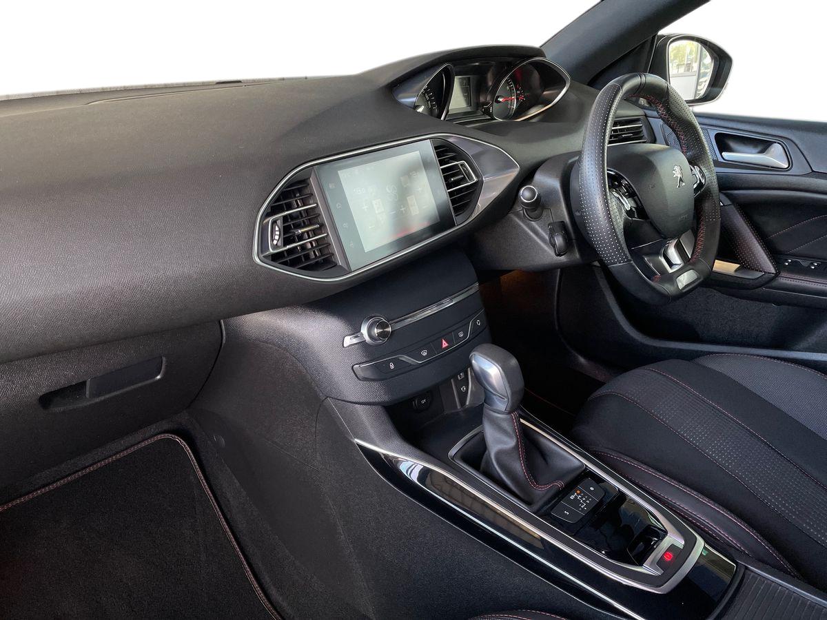 Used Peugeot 308 2017 for sale - 76350817: Photo 18