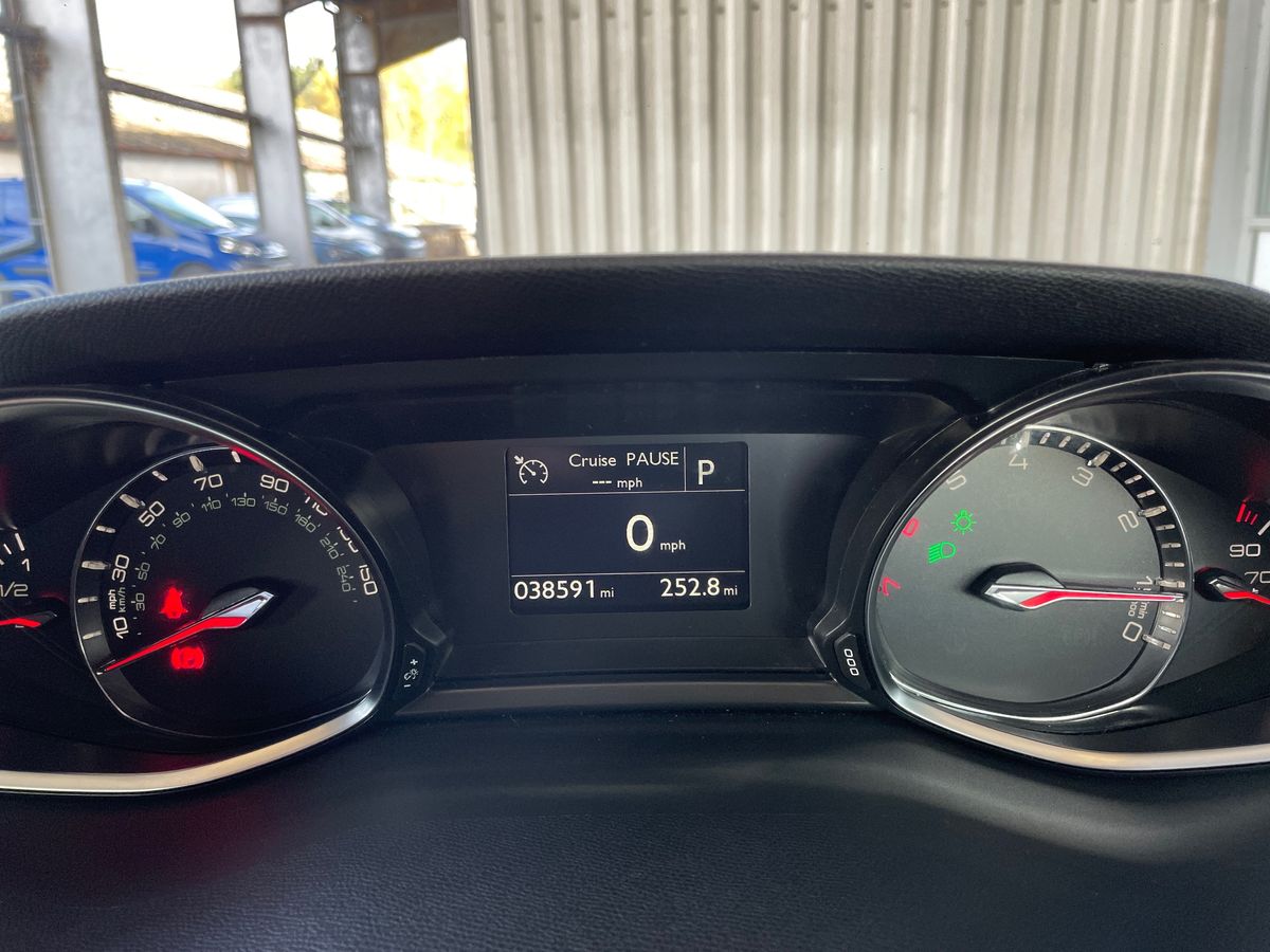 Used Peugeot 308 2017 for sale - 76350817: Photo 23