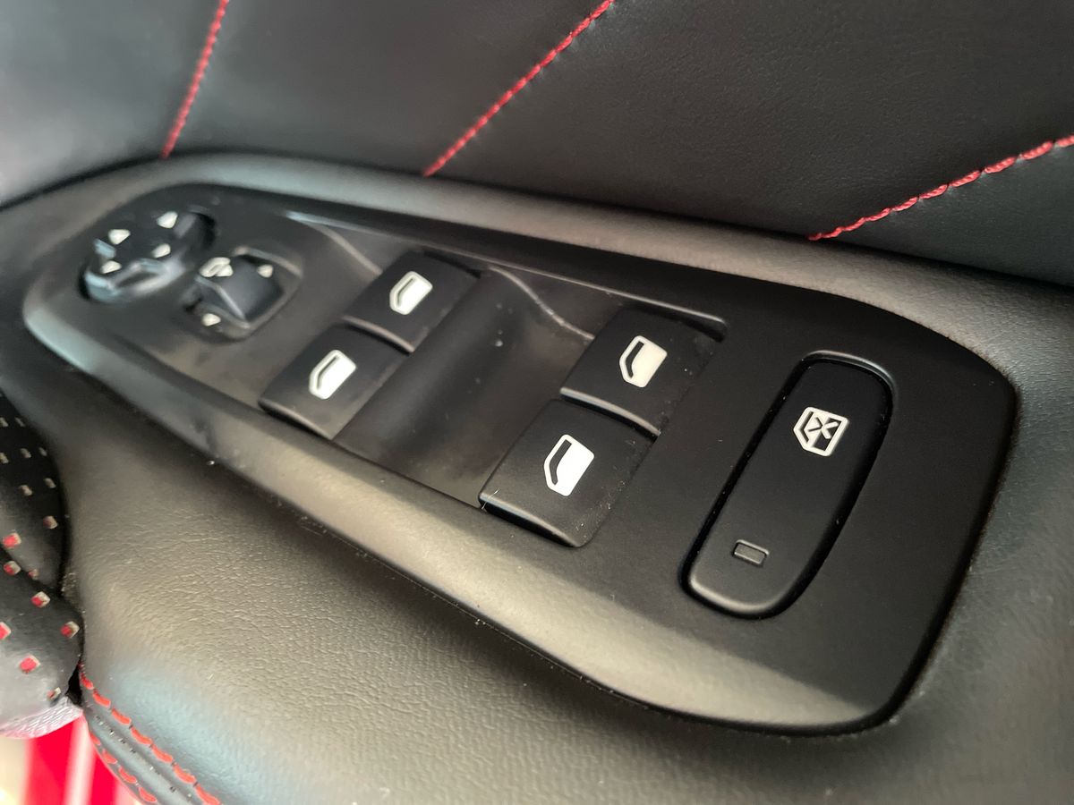 Used Peugeot 308 2017 for sale - 76350817: Photo 24