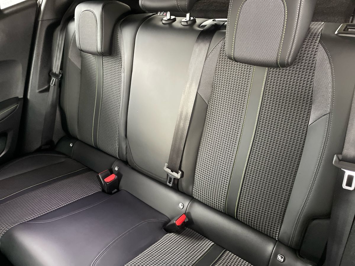 Used Peugeot 2008 2022 for sale - 76870163: Photo 28