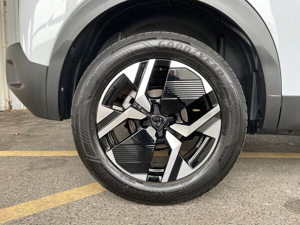 Used Peugeot 2008 2025 for sale - 75625257: Photo 11