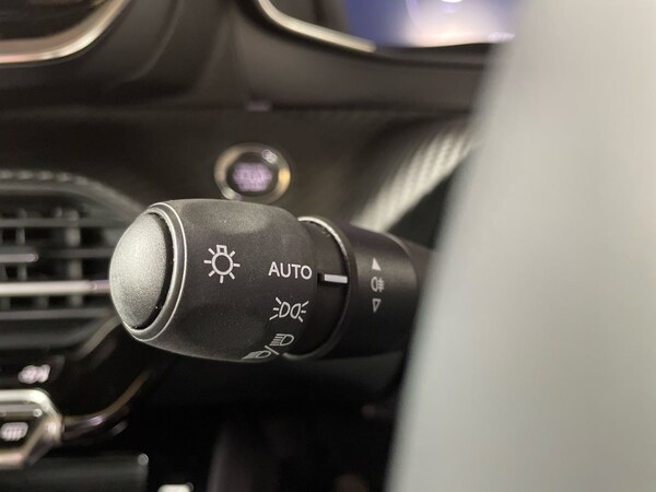 Used Peugeot 2008 2025 for sale - 75625257: Photo 37