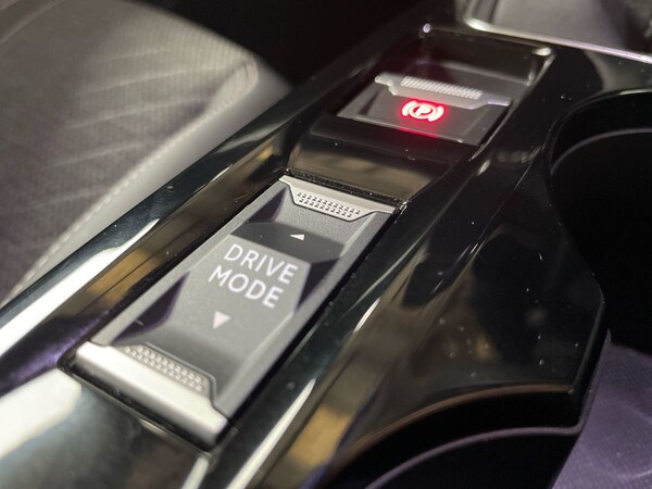 Used Peugeot 2008 2025 for sale - 75625257: Photo 39