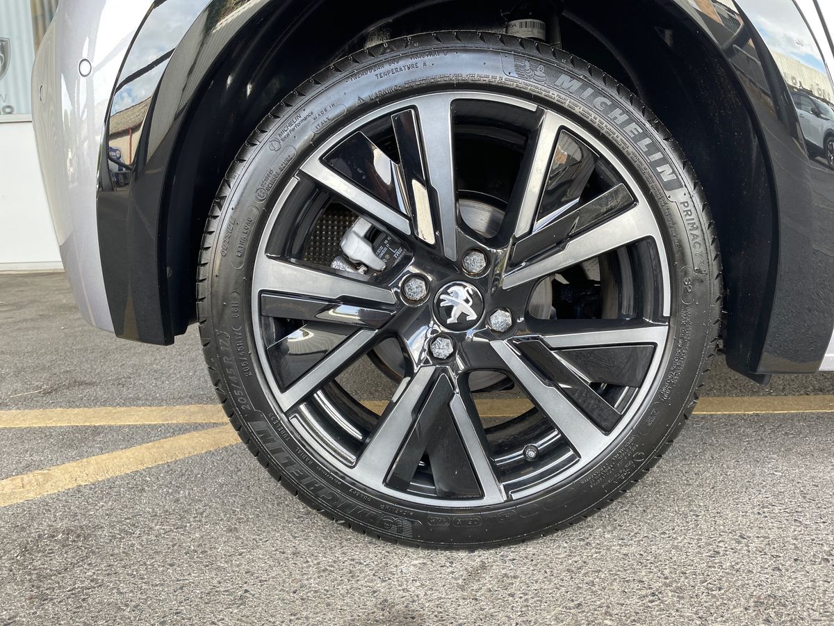 Used Peugeot 208 2021 for sale - 76868881: Photo 13