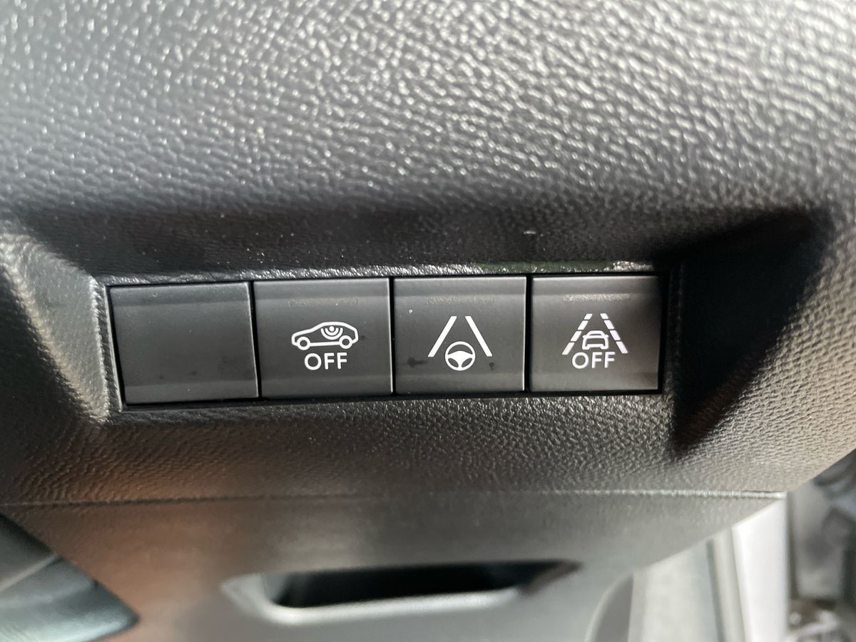 Used Peugeot 208 2021 for sale - 76868881: Photo 38