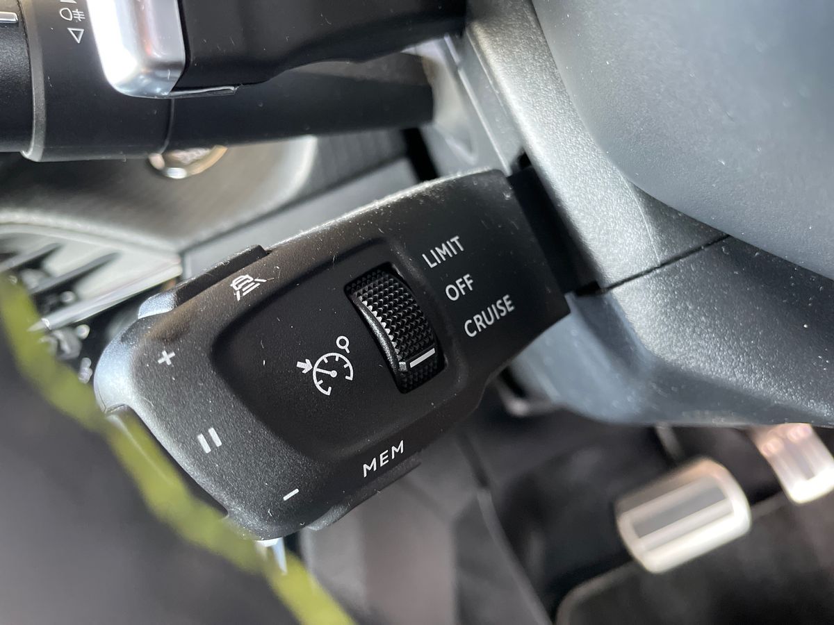 Used Peugeot 208 2021 for sale - 76868881: Photo 42