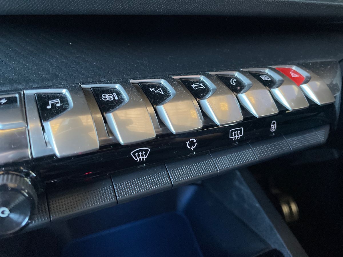 Used Peugeot 3008 2024 for sale - 76523488: Photo 40