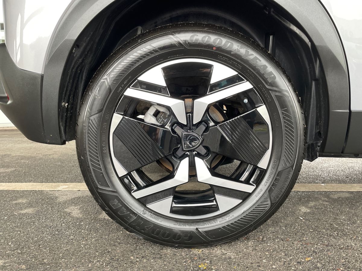 Used Peugeot 2008 2023 for sale - 76870146: Photo 11