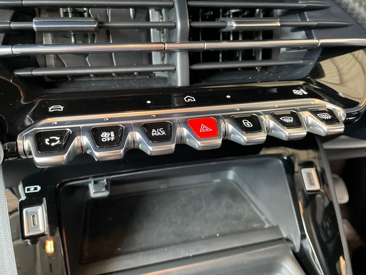 Used Peugeot 208 2024 for sale - 76773417: Photo 39