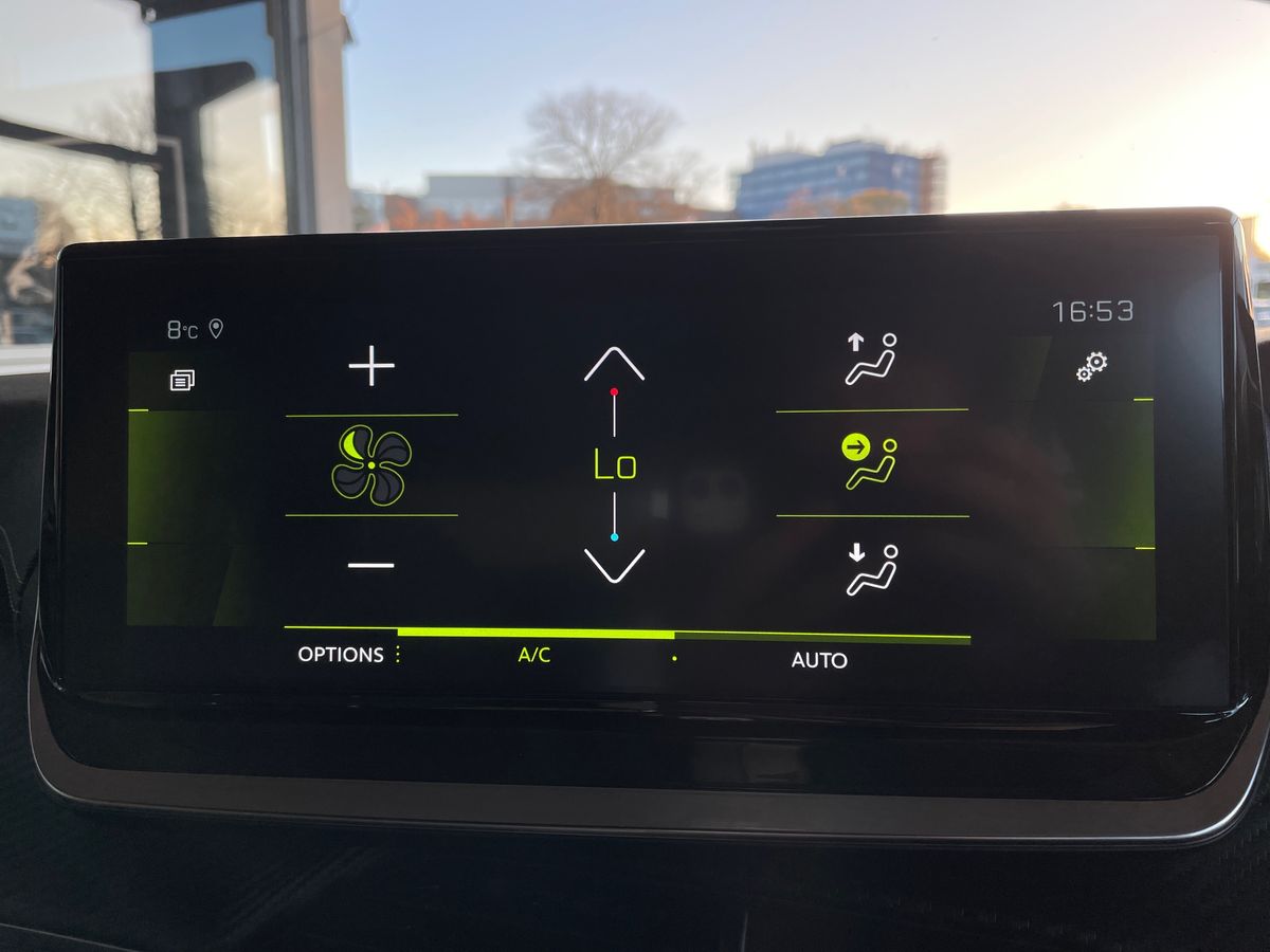 Used Peugeot 2008 2022 for sale - 76773382: Photo 26