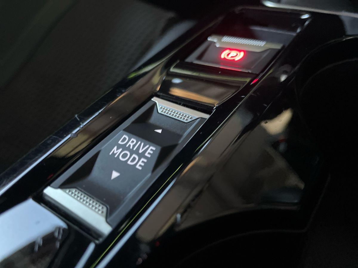 Used Peugeot 2008 2022 for sale - 76773382: Photo 38