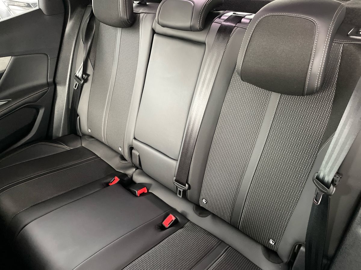 Used Peugeot 3008 2023 for sale - 76873282: Photo 28