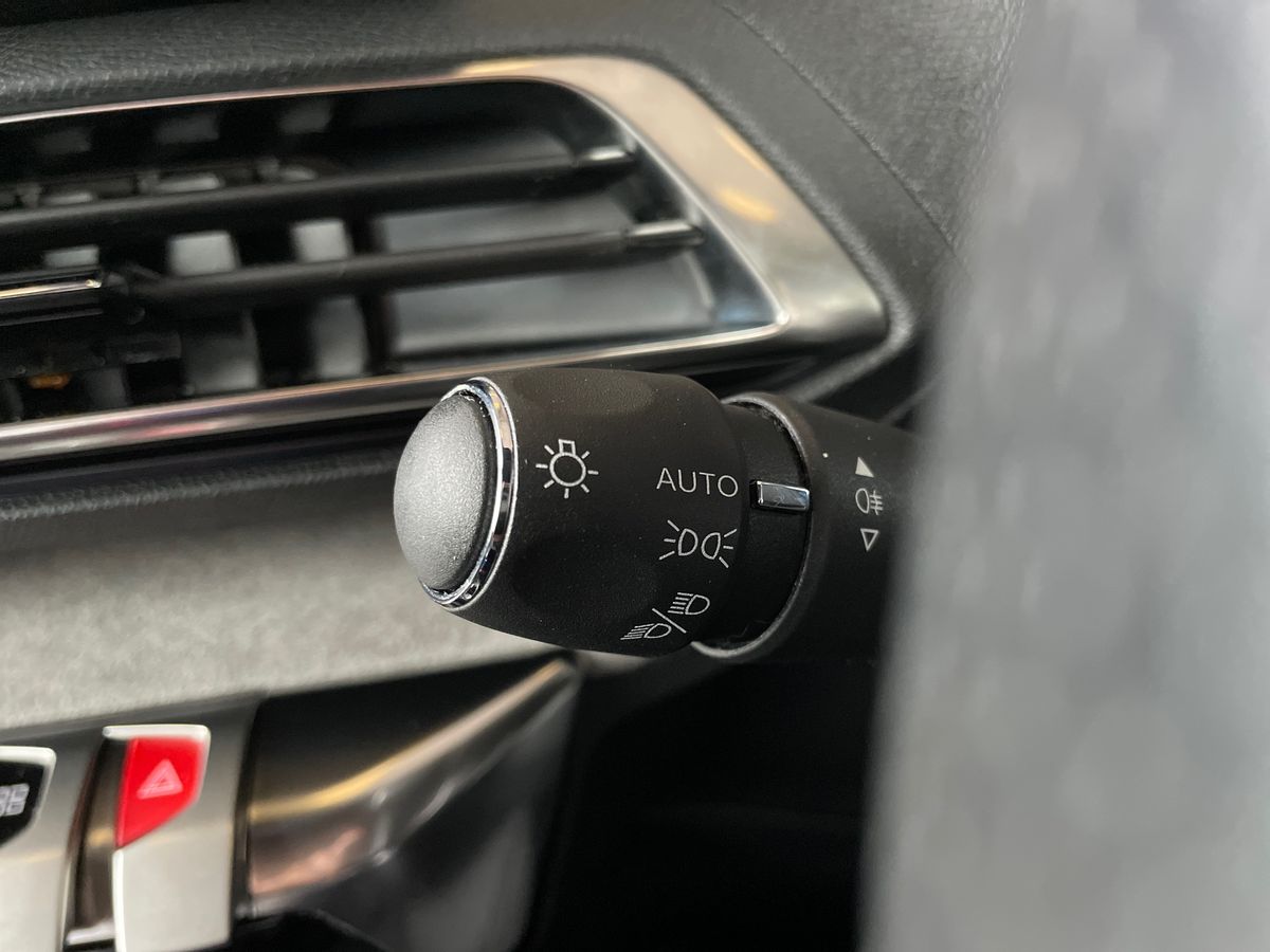 Used Peugeot 3008 2023 for sale - 76873282: Photo 40