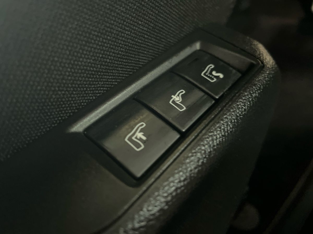 Used Peugeot 2008 2024 for sale - 77702766: Photo 38