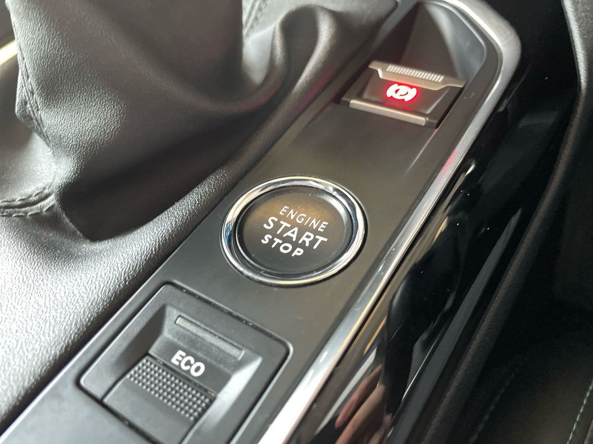 Used Peugeot 3008 2022 for sale - 76130858: Photo 41